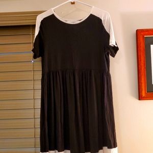 Black and white maternity dress